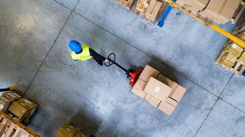 Wees logistieke uitdagingen de baas met Intelligent Logistics